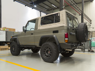 The FJ Company - LT73 V8 Green - Assembly